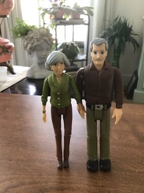 Beverly Hills Doll Collection Sweet Li'l Family set of grandparents